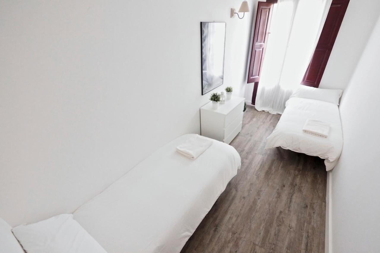Апартаменты The White Flats Sant Antoni Барселона Экстерьер фото